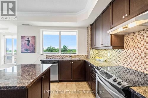 501 - 483 Faith Drive, Mississauga, ON - Indoor Photo Showing Kitchen With Upgraded Kitchen