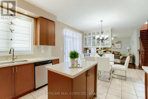 33 Huntspoint Drive, Brampton, ON - Indoor Photo Showing Kitchen With Double Sink