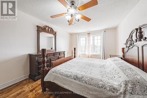 5008 Willowood Drive, Mississauga, ON - Indoor Photo Showing Bedroom