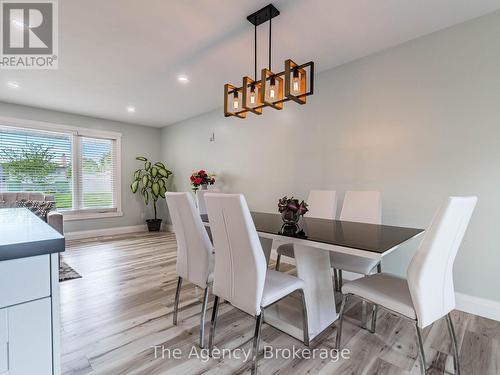 38 Martha Court, Welland (769 - Prince Charles), ON - Indoor Photo Showing Dining Room