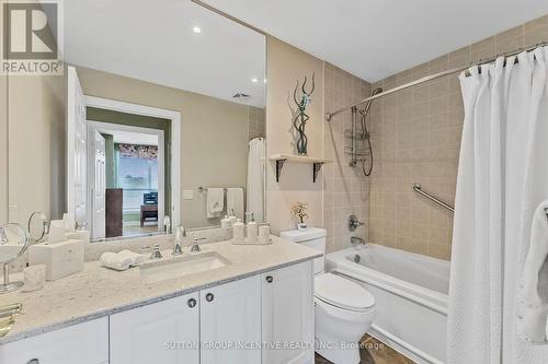 609 - 6 Toronto Street, Barrie, ON - Indoor Photo Showing Bathroom