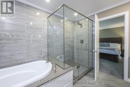 27 Calvert Place, Thames Centre (Dorchester), ON - Indoor Photo Showing Bathroom