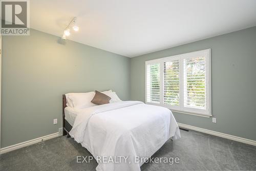 27 Calvert Place, Thames Centre (Dorchester), ON - Indoor Photo Showing Bedroom