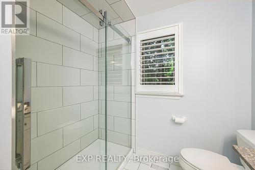 27 Calvert Place, Thames Centre (Dorchester), ON - Indoor Photo Showing Bathroom