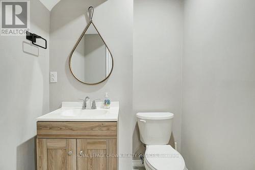 45 Nancroft Crescent, Cambridge, ON - Indoor Photo Showing Bathroom