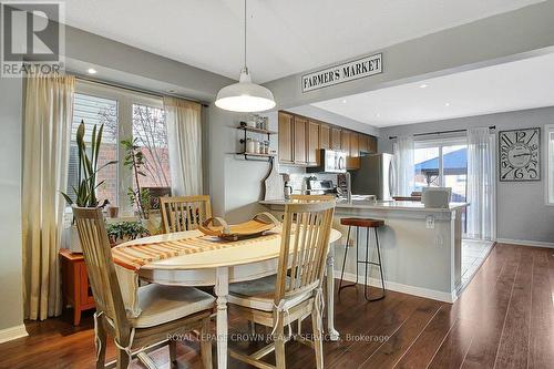 45 Nancroft Crescent, Cambridge, ON - Indoor Photo Showing Dining Room