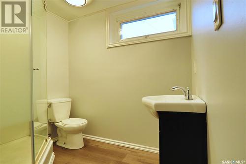 4529 England Road, Regina, SK - Indoor Photo Showing Bathroom