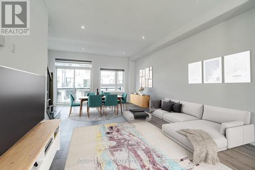 4 - 51 Sparrow Avenue, Cambridge, ON - Indoor Photo Showing Living Room