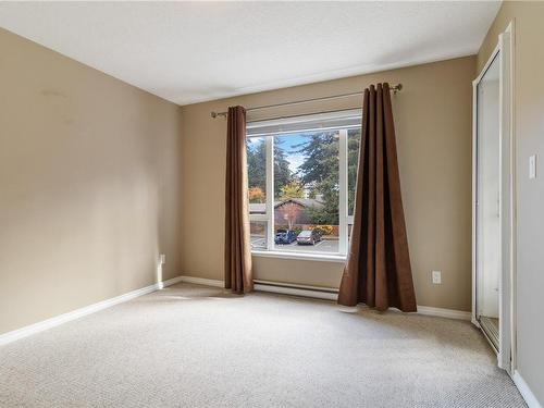 204-2823 Jacklin Rd, Langford, BC - Indoor Photo Showing Other Room