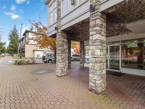 204-2823 Jacklin Rd, Langford, BC - Outdoor