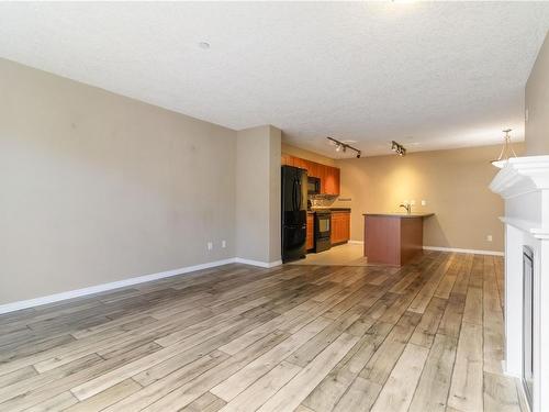 204-2823 Jacklin Rd, Langford, BC - Indoor