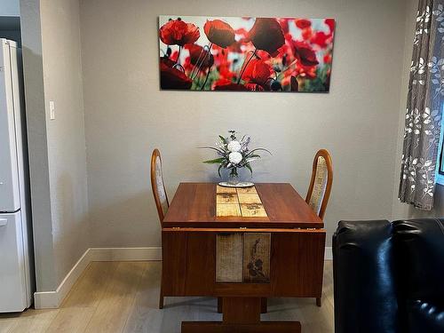 206-73 Gorge Rd West, Saanich, BC - Indoor Photo Showing Dining Room