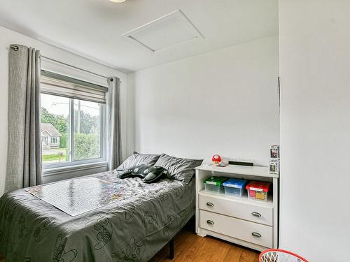 Bedroom - 155Z  - 155Az Rue Champagne, Sainte-Sophie, QC - Indoor Photo Showing Bedroom