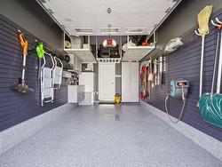 Garage - 