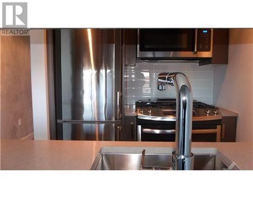 224 Lyon Street Unit#604, Ottawa, ON - Indoor Photo Showing Kitchen With Stainless Steel Kitchen With Double Sink