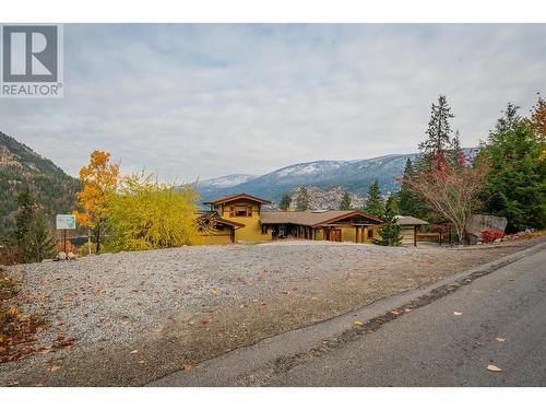 1630 Knox Road, Nelson, BC - Outdoor