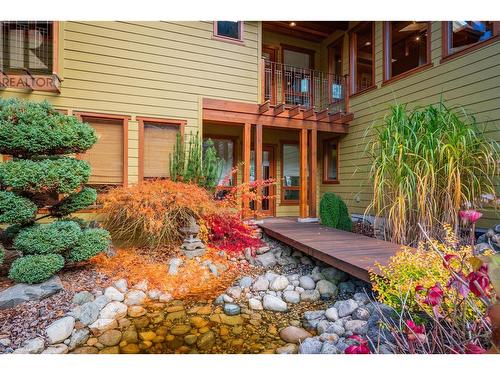 1630 Knox Road, Nelson, BC - Outdoor With Deck Patio Veranda