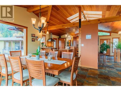 1630 Knox Road, Nelson, BC - Indoor Photo Showing Dining Room