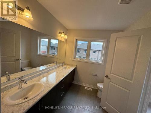 9 - 15 Blacklock Street, Cambridge, ON - Indoor Photo Showing Bathroom