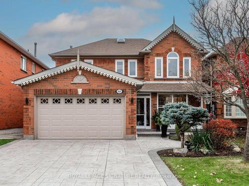 860 Bramble Crt, Mississauga, ON - Outdoor With Facade