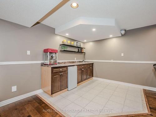 860 Bramble Crt, Mississauga, ON - Indoor Photo Showing Other Room