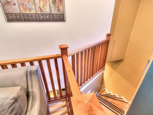 Escalier - 2-3575 Rue Durocher, Montréal (Le Plateau-Mont-Royal), QC - Indoor Photo Showing Other Room