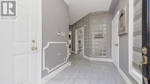 38 Salem Court, Brampton, ON - Indoor Photo Showing Other Room