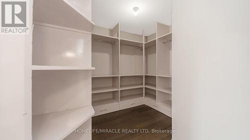 38 Salem Court, Brampton, ON - Indoor With Storage