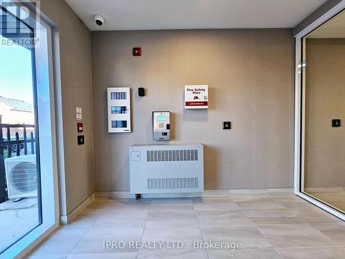 311 - 62 Sky Harbour Drive, Brampton, ON - Indoor Photo Showing Other Room