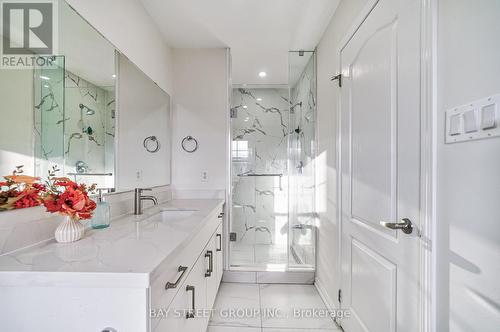 2746 Bur Oak Avenue, Markham, ON - Indoor Photo Showing Bathroom