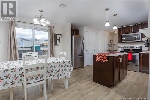 44 Hemmingway, Riverview, NB - Indoor Photo Showing Kitchen