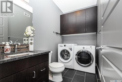 214 Bentley Court, Saskatoon, SK - Indoor Photo Showing Laundry Room