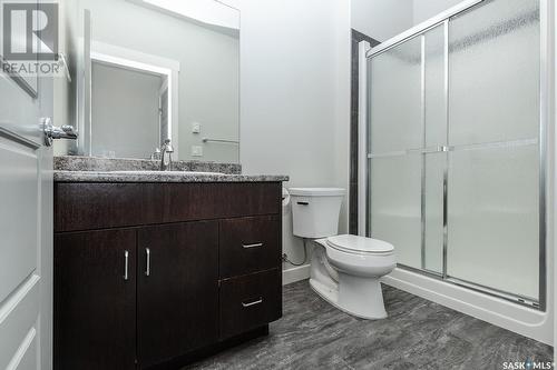 214 Bentley Court, Saskatoon, SK - Indoor Photo Showing Bathroom