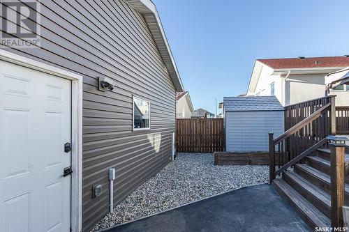 214 Bentley Court, Saskatoon, SK - Outdoor With Exterior