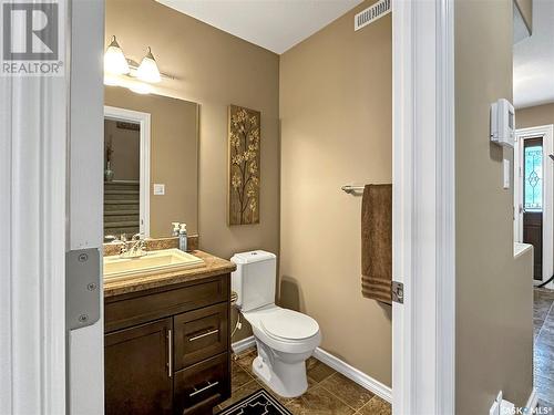 104 4100 Sandhill Crescent, Regina, SK - Indoor Photo Showing Bathroom