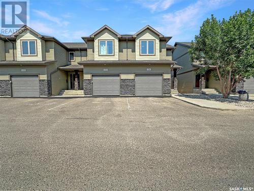 104 4100 Sandhill Crescent, Regina, SK - Outdoor With Facade