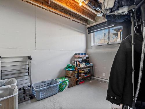 Bedroom - 290 Rue Guertin, Saint-Roch-De-Richelieu, QC - Indoor Photo Showing Garage