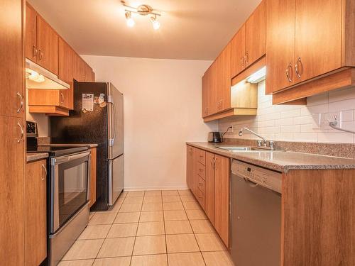 Cuisine - 1380  - 1382 Rue De La Montagne, Lévis (Les Chutes-De-La-Chaudière-Ouest), QC - Indoor Photo Showing Kitchen With Double Sink