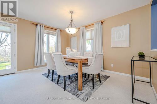 86 Binkley Crescent, Hamilton, ON - Indoor Photo Showing Dining Room