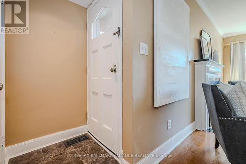 86 Binkley Crescent, Hamilton, ON - Indoor Photo Showing Other Room