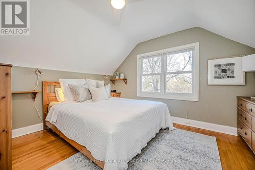 86 Binkley Crescent, Hamilton, ON - Indoor Photo Showing Bedroom