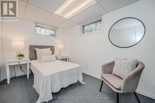 86 Binkley Crescent, Hamilton, ON - Indoor Photo Showing Bedroom