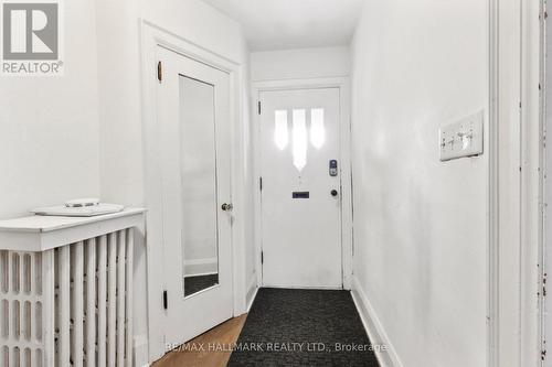 10 Dearbourne Avenue, Toronto, ON - Indoor Photo Showing Other Room