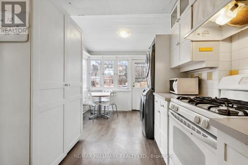 10 Dearbourne Avenue, Toronto, ON - Indoor Photo Showing Kitchen