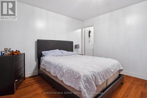 3070 Meadowgate Boulevard, London, ON - Indoor Photo Showing Bedroom