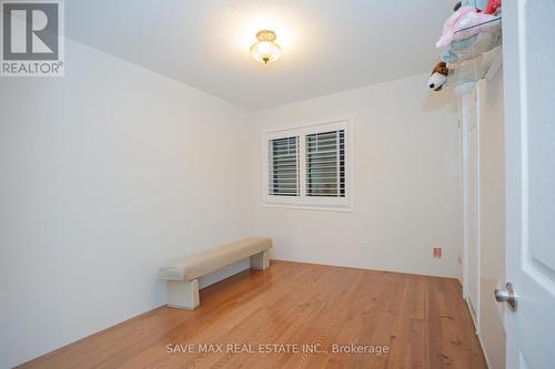 15 Eliza Avenue N, Kitchener, ON - Indoor Photo Showing Other Room