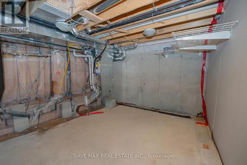 15 Eliza Avenue N, Kitchener, ON - Indoor Photo Showing Basement