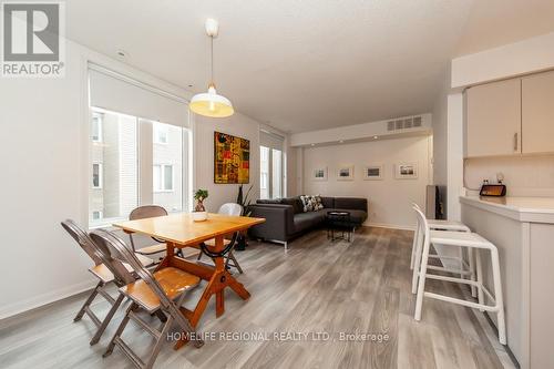 428 - 12 Douro Street, Toronto, ON - Indoor Photo Showing Dining Room