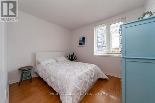 428 - 12 Douro Street, Toronto, ON - Indoor Photo Showing Bedroom