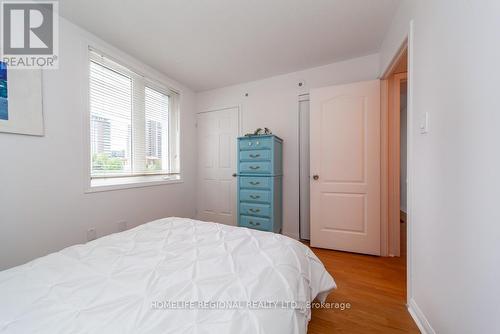 428 - 12 Douro Street, Toronto, ON - Indoor Photo Showing Bedroom